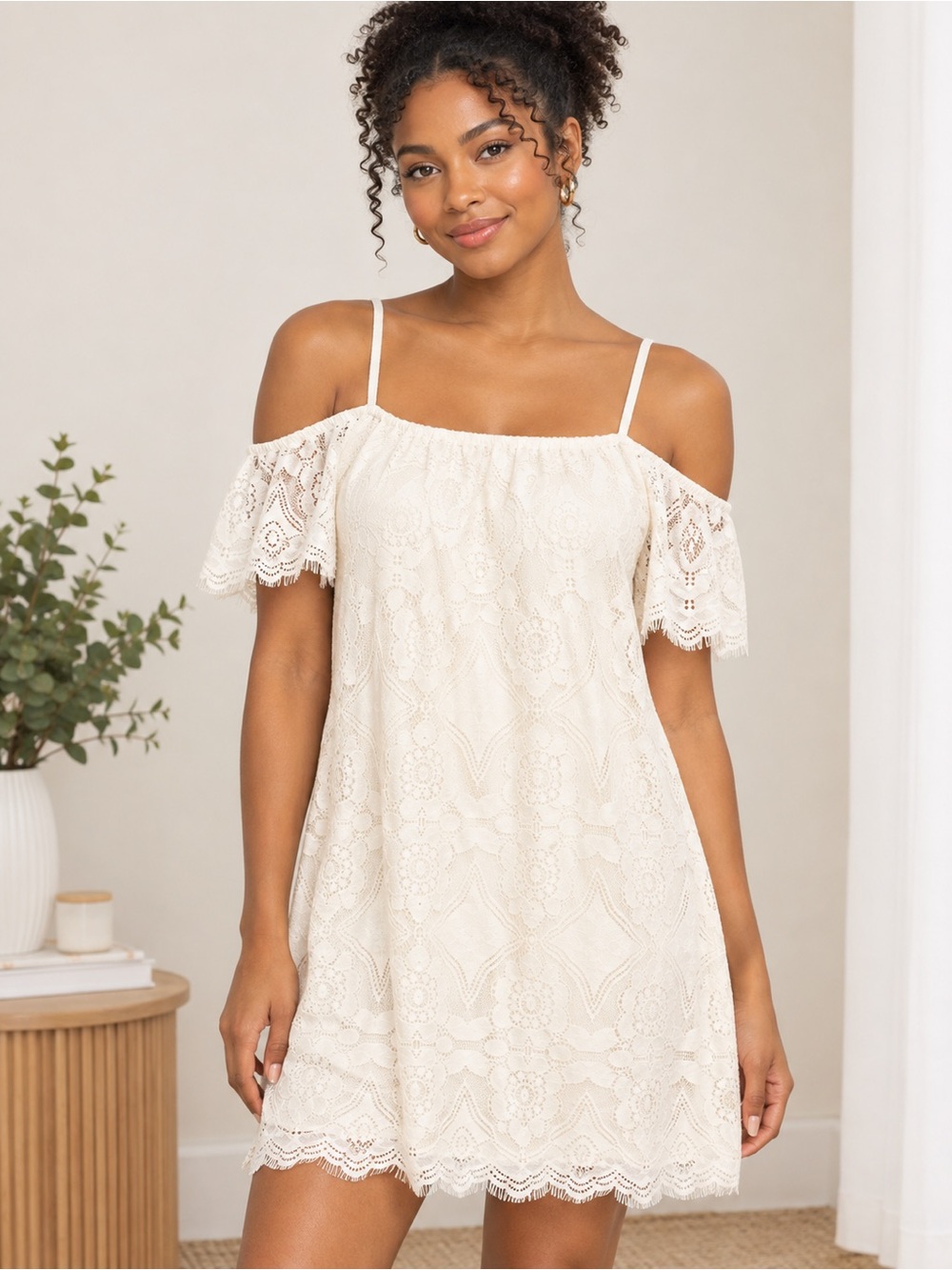 Ultra Flirt Ivory Lace Cold Shoulder Dress M